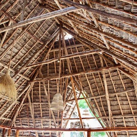 Hotel Zanzigo Nungwi Esterno foto